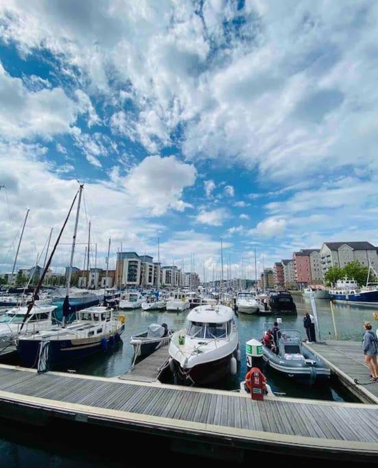 Cosy Apartment At The Marina Portishead Luaran gambar